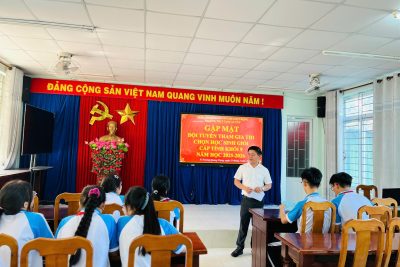 GẶP MẶT ĐỘI TUYỂN HSG KHỐI 9 THAM GIA KỲ THI CHỌN HSG CẤP TỈNH